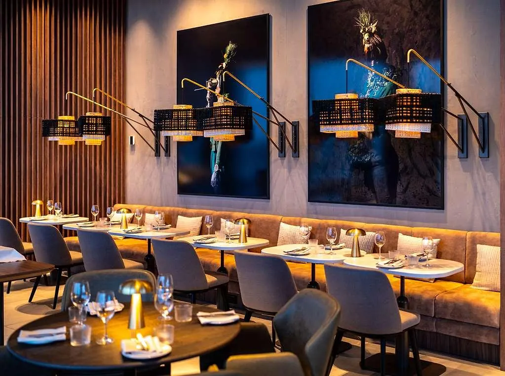 Radisson Blu Hotel At Porsche Design Tower Stuttgart Germany