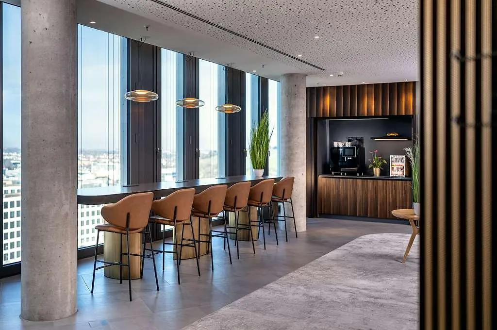 Radisson Blu Hotel At Porsche Design Tower Штутгарт