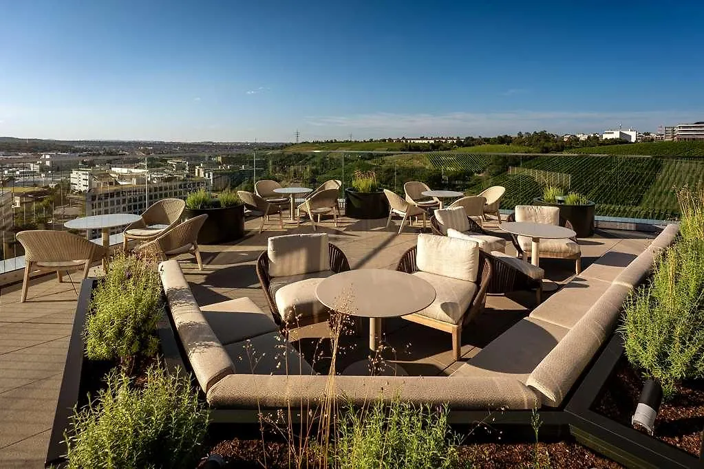 Radisson Blu Hotel At Porsche Design Tower Stuttgart