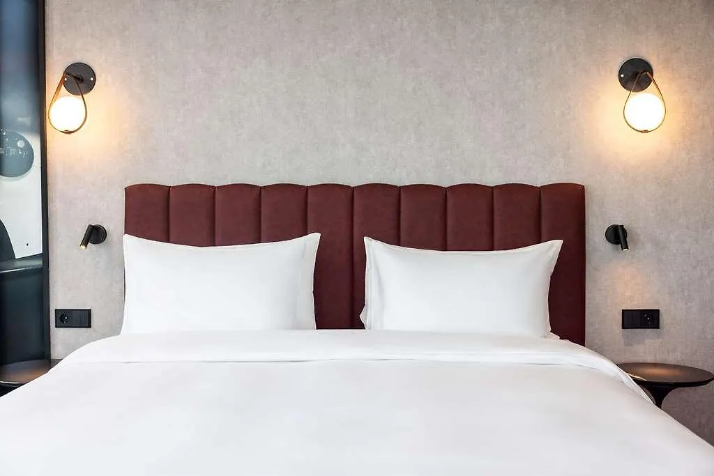 Radisson Blu Hotel At Porsche Design Tower Stuttgart 0*,  Deutschland