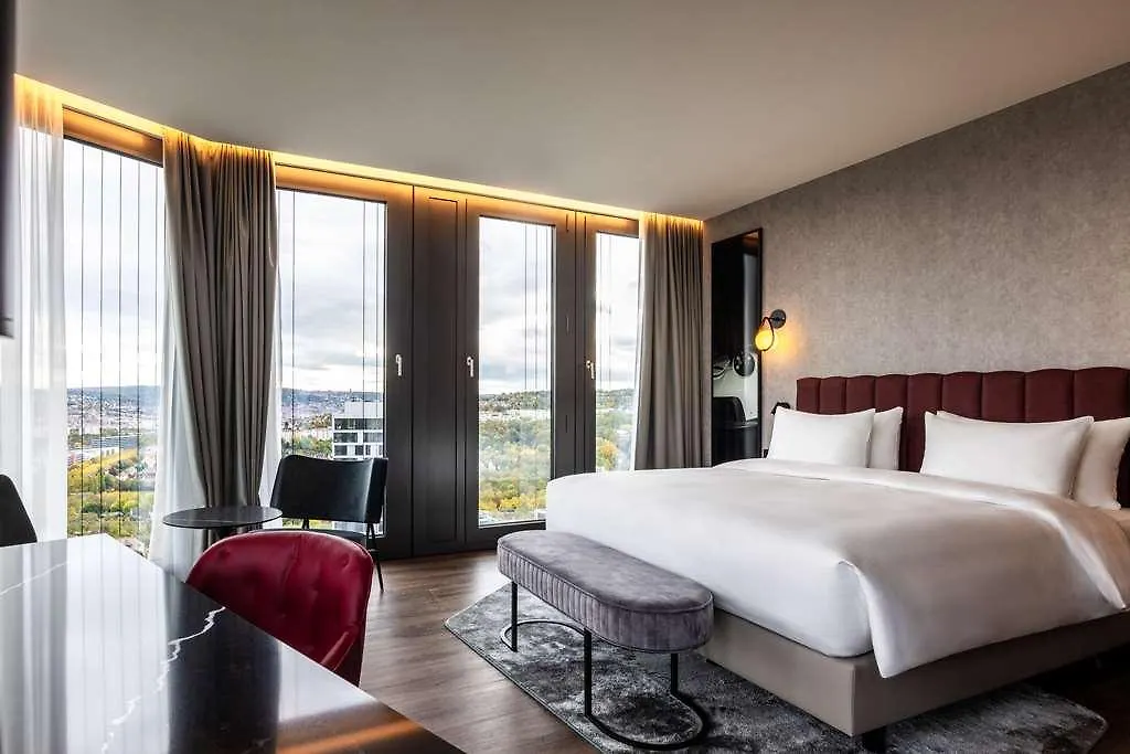 Radisson Blu Hotel At Porsche Design Tower Stuttgart