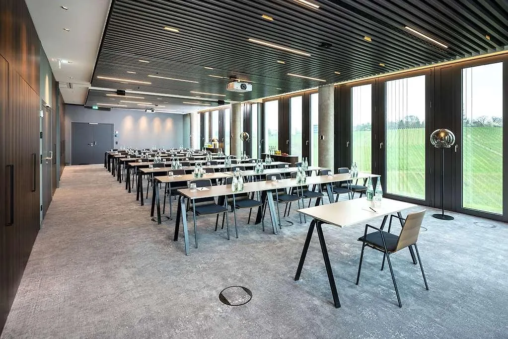 Radisson Blu Hotel At Porsche Design Tower Stuttgart